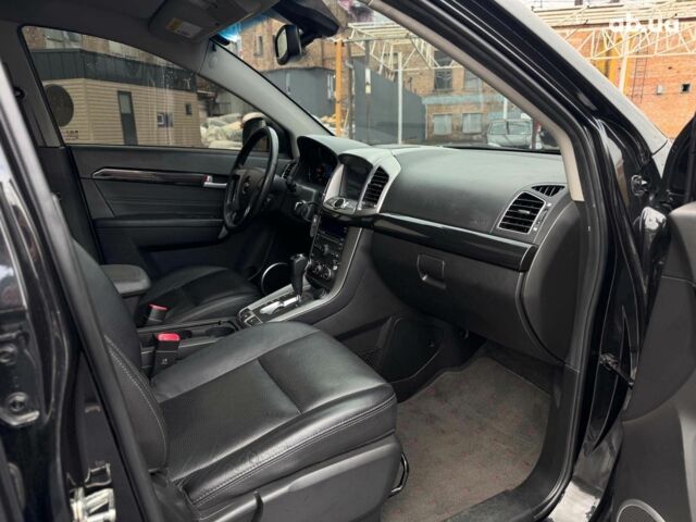 Чорний Шевроле Каптіва, об'ємом двигуна 2.2 л та пробігом 168 тис. км за 13240 $, фото 51 на Automoto.ua