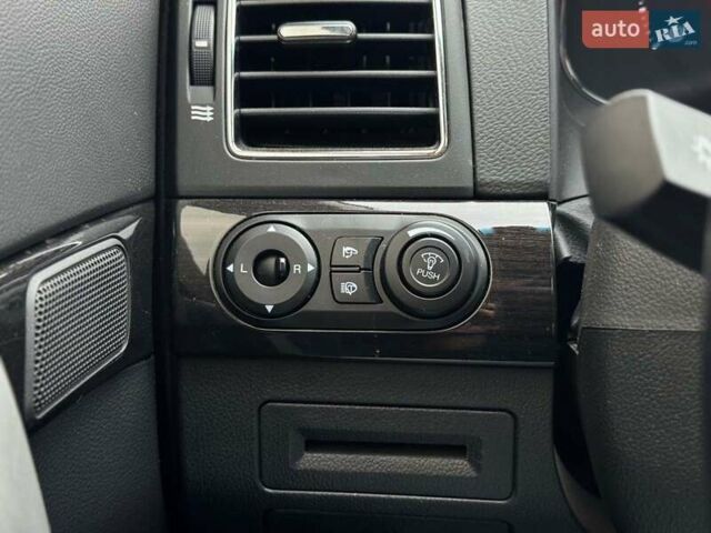 Чорний Шевроле Каптіва, об'ємом двигуна 2.2 л та пробігом 168 тис. км за 13240 $, фото 34 на Automoto.ua
