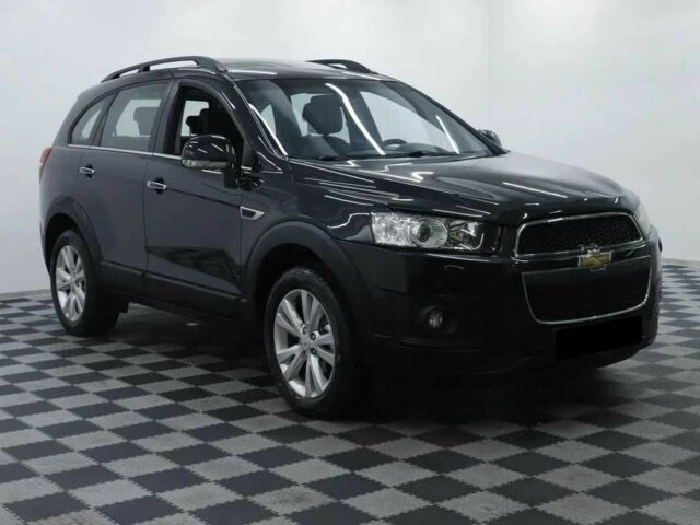 Черный Шевроле Каптива, объемом двигателя 2 л и пробегом 137 тыс. км за 8700 $, фото 4 на Automoto.ua