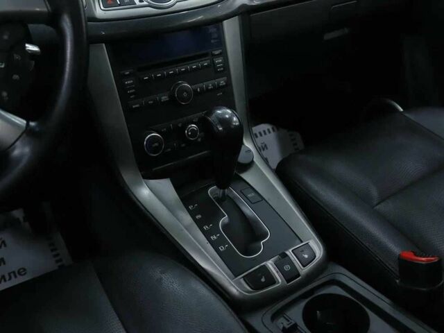 Черный Шевроле Каптива, объемом двигателя 2 л и пробегом 137 тыс. км за 8700 $, фото 8 на Automoto.ua