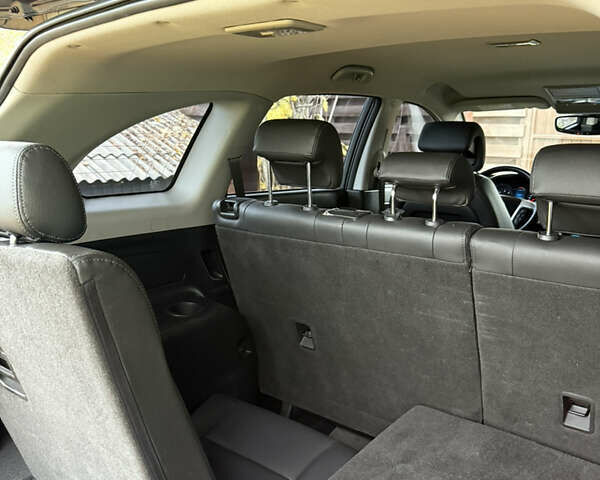 Черный Шевроле Каптива, объемом двигателя 2.2 л и пробегом 113 тыс. км за 12900 $, фото 17 на Automoto.ua