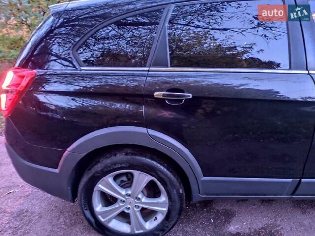 Чорний Шевроле Каптіва, об'ємом двигуна 2.23 л та пробігом 124 тис. км за 14700 $, фото 3 на Automoto.ua