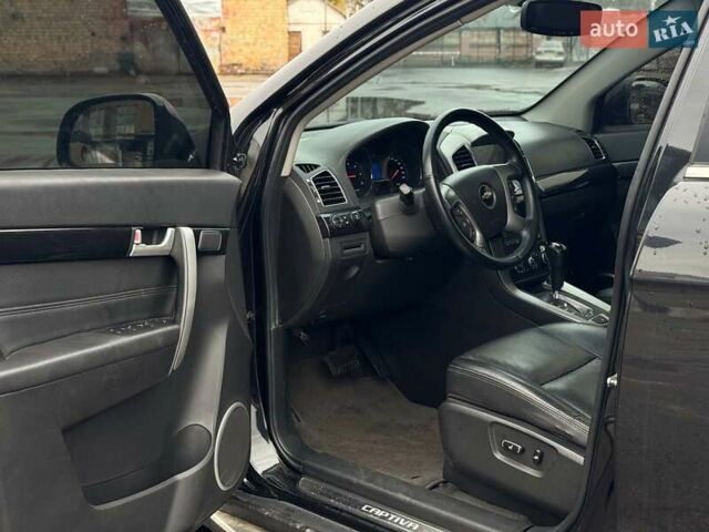 Чорний Шевроле Каптіва, об'ємом двигуна 2.2 л та пробігом 168 тис. км за 13240 $, фото 19 на Automoto.ua