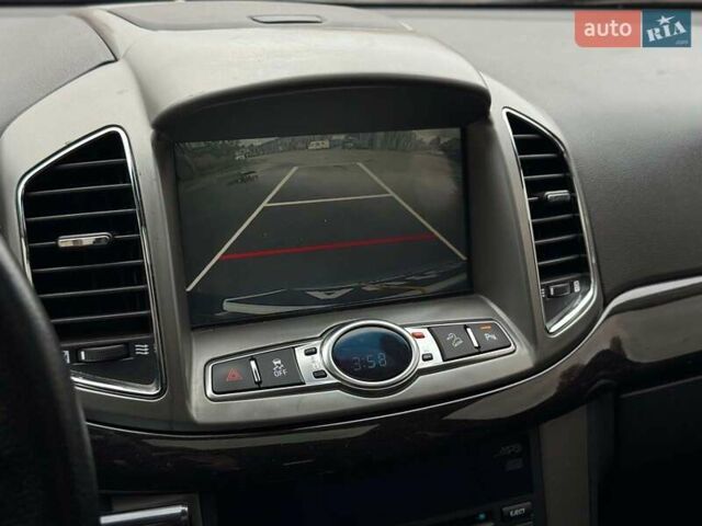 Чорний Шевроле Каптіва, об'ємом двигуна 2.2 л та пробігом 168 тис. км за 13240 $, фото 28 на Automoto.ua