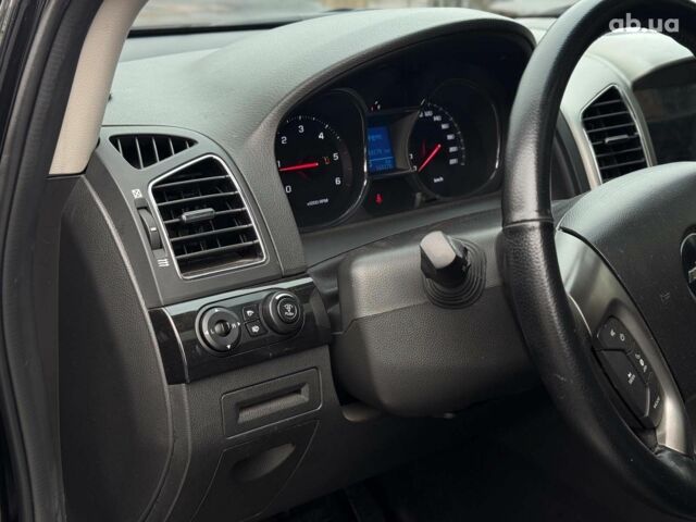 Чорний Шевроле Каптіва, об'ємом двигуна 2.2 л та пробігом 168 тис. км за 13240 $, фото 22 на Automoto.ua