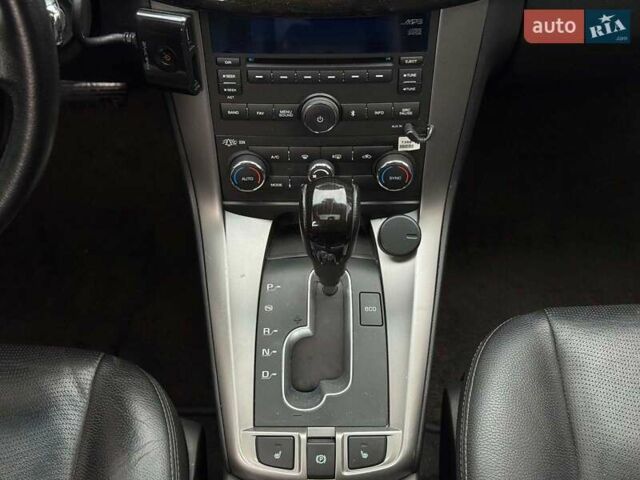 Чорний Шевроле Каптіва, об'ємом двигуна 2.2 л та пробігом 168 тис. км за 13240 $, фото 46 на Automoto.ua