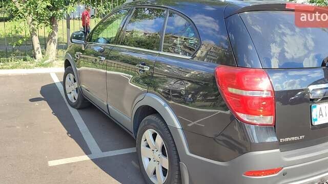 Черный Шевроле Каптива, объемом двигателя 2.23 л и пробегом 242 тыс. км за 15200 $, фото 9 на Automoto.ua