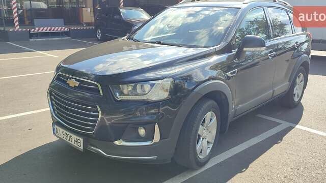 Черный Шевроле Каптива, объемом двигателя 2.23 л и пробегом 242 тыс. км за 15200 $, фото 3 на Automoto.ua