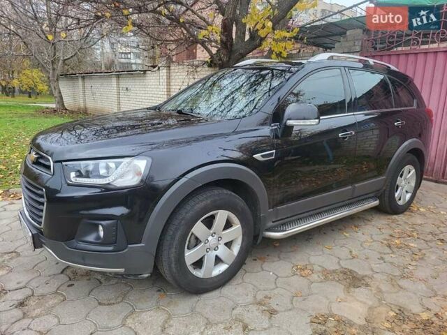 Черный Шевроле Каптива, объемом двигателя 2.38 л и пробегом 172 тыс. км за 11000 $, фото 5 на Automoto.ua