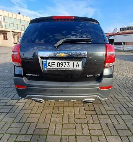 Черный Шевроле Каптива, объемом двигателя 2.23 л и пробегом 98 тыс. км за 16000 $, фото 6 на Automoto.ua