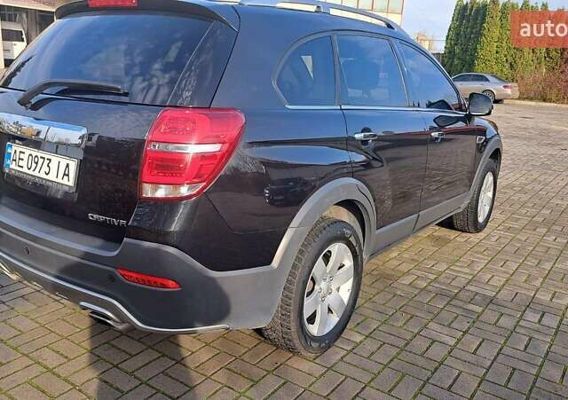 Черный Шевроле Каптива, объемом двигателя 2.23 л и пробегом 98 тыс. км за 16000 $, фото 5 на Automoto.ua