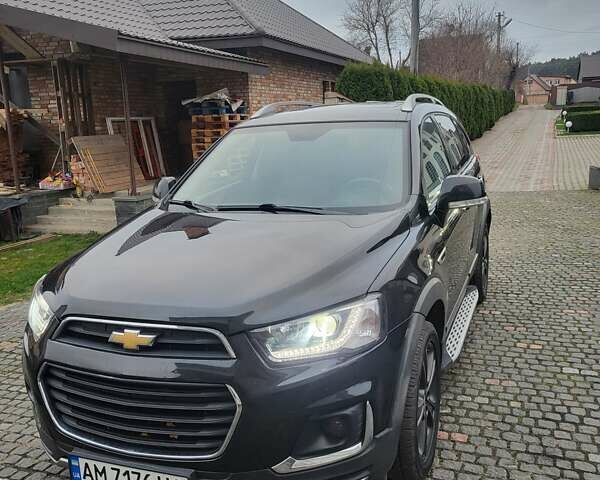 Черный Шевроле Каптива, объемом двигателя 2 л и пробегом 164 тыс. км за 13500 $, фото 2 на Automoto.ua