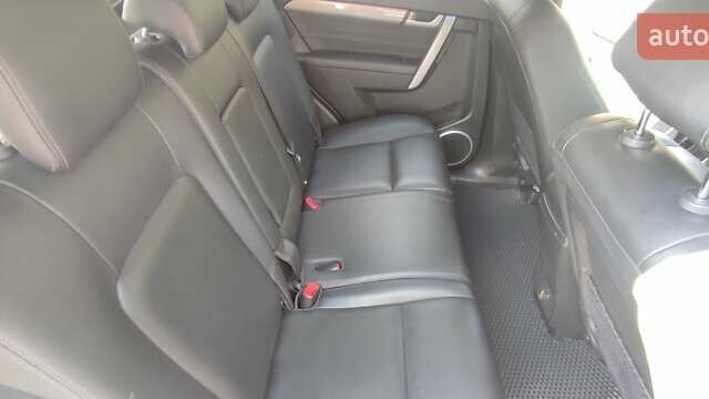 Черный Шевроле Каптива, объемом двигателя 2.23 л и пробегом 242 тыс. км за 15200 $, фото 22 на Automoto.ua