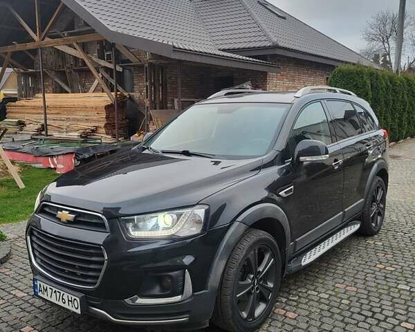 Черный Шевроле Каптива, объемом двигателя 2 л и пробегом 164 тыс. км за 13500 $, фото 1 на Automoto.ua