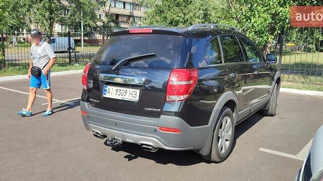 Черный Шевроле Каптива, объемом двигателя 2.23 л и пробегом 242 тыс. км за 15200 $, фото 7 на Automoto.ua
