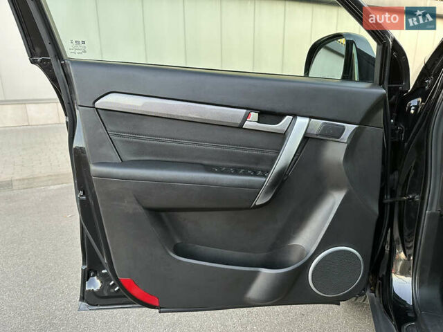 Черный Шевроле Каптива, объемом двигателя 2.23 л и пробегом 203 тыс. км за 17900 $, фото 13 на Automoto.ua