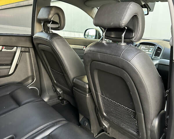 Черный Шевроле Каптива, объемом двигателя 2.23 л и пробегом 203 тыс. км за 17900 $, фото 25 на Automoto.ua