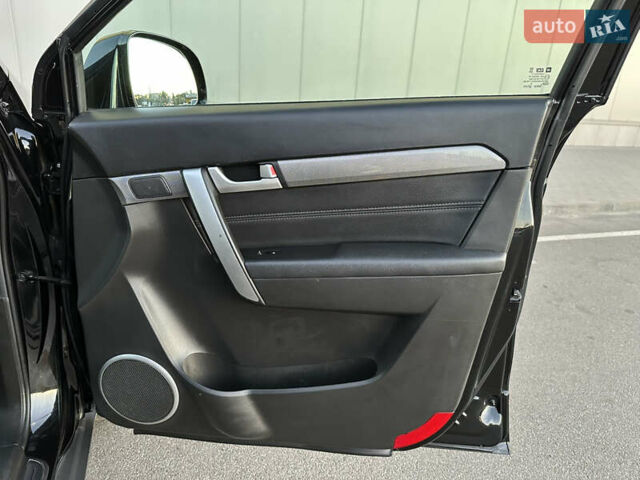 Черный Шевроле Каптива, объемом двигателя 2.23 л и пробегом 203 тыс. км за 17900 $, фото 32 на Automoto.ua