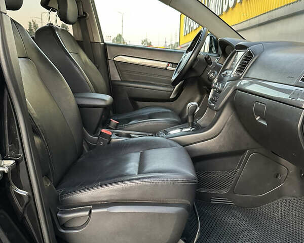 Черный Шевроле Каптива, объемом двигателя 2.23 л и пробегом 203 тыс. км за 17900 $, фото 30 на Automoto.ua