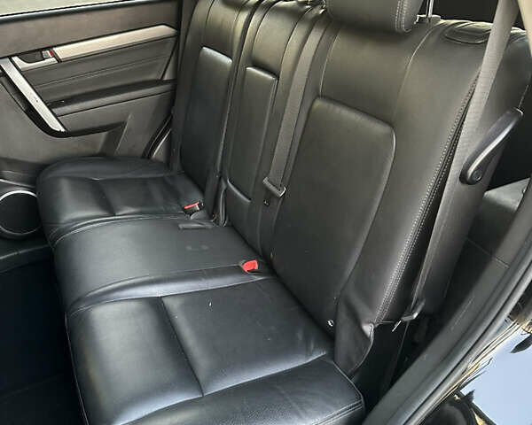 Черный Шевроле Каптива, объемом двигателя 2.23 л и пробегом 203 тыс. км за 17900 $, фото 22 на Automoto.ua