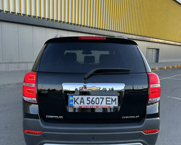 Черный Шевроле Каптива, объемом двигателя 2.23 л и пробегом 203 тыс. км за 17900 $, фото 3 на Automoto.ua