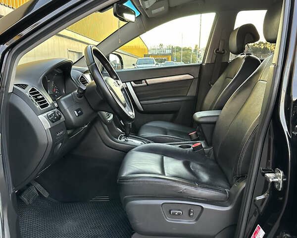 Черный Шевроле Каптива, объемом двигателя 2.23 л и пробегом 203 тыс. км за 17900 $, фото 11 на Automoto.ua