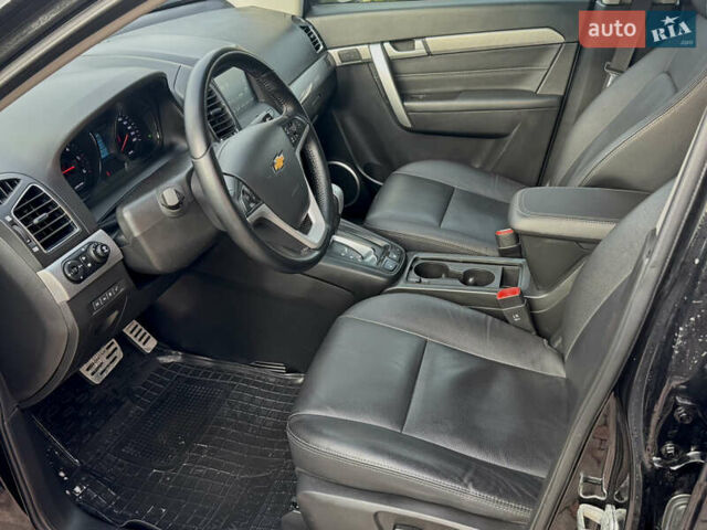 Черный Шевроле Каптива, объемом двигателя 2.23 л и пробегом 41 тыс. км за 18200 $, фото 7 на Automoto.ua