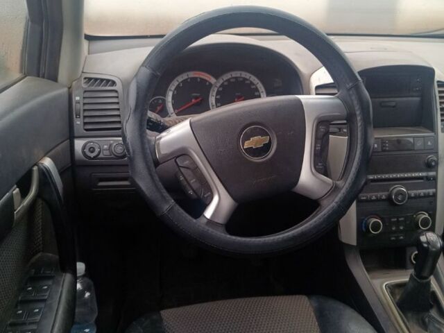 Коричневий Шевроле Каптіва, об'ємом двигуна 2 л та пробігом 100 тис. км за 3000 $, фото 4 на Automoto.ua