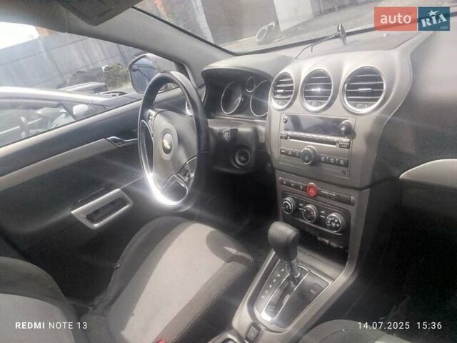 Коричневий Шевроле Каптіва, об'ємом двигуна 2.38 л та пробігом 280 тис. км за 8400 $, фото 6 на Automoto.ua