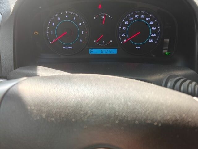 Коричневий Шевроле Каптіва, об'ємом двигуна 2.4 л та пробігом 81 тис. км за 12500 $, фото 3 на Automoto.ua