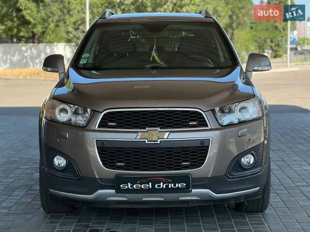 Коричневый Шевроле Каптива, объемом двигателя 2.2 л и пробегом 228 тыс. км за 11999 $, фото 1 на Automoto.ua