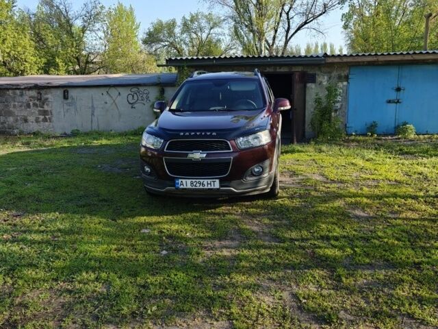 Коричневий Шевроле Каптіва, об'ємом двигуна 2.4 л та пробігом 81 тис. км за 12500 $, фото 2 на Automoto.ua
