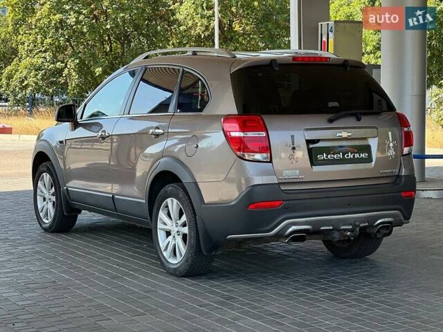 Коричневый Шевроле Каптива, объемом двигателя 2.2 л и пробегом 228 тыс. км за 11999 $, фото 5 на Automoto.ua