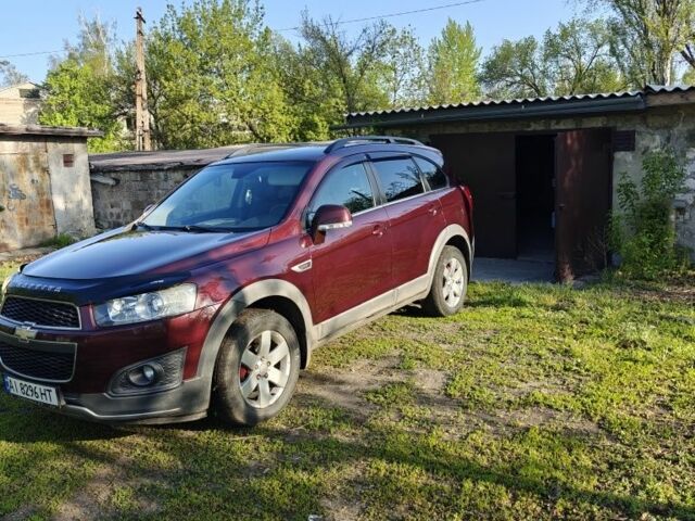 Коричневий Шевроле Каптіва, об'ємом двигуна 2.4 л та пробігом 81 тис. км за 12500 $, фото 1 на Automoto.ua