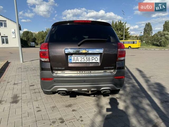 Коричневый Шевроле Каптива, объемом двигателя 2.38 л и пробегом 139 тыс. км за 15500 $, фото 3 на Automoto.ua