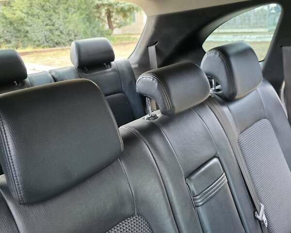 Шевроле Каптива 2007 в Борщеве на Automoto.ua Красный Шевроле Каптива, объемом двигателя 1.99 л и пробегом 240 тыс. км за 7400 $, фото 18 на Automoto.ua