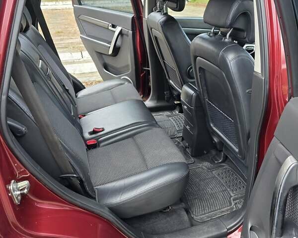Шевроле Каптива 2007 в Борщеве на Automoto.ua Красный Шевроле Каптива, объемом двигателя 1.99 л и пробегом 240 тыс. км за 7400 $, фото 14 на Automoto.ua