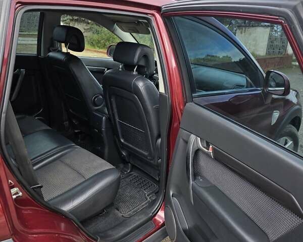 Шевроле Каптива 2007 в Борщеве на Automoto.ua Красный Шевроле Каптива, объемом двигателя 1.99 л и пробегом 240 тыс. км за 7400 $, фото 11 на Automoto.ua