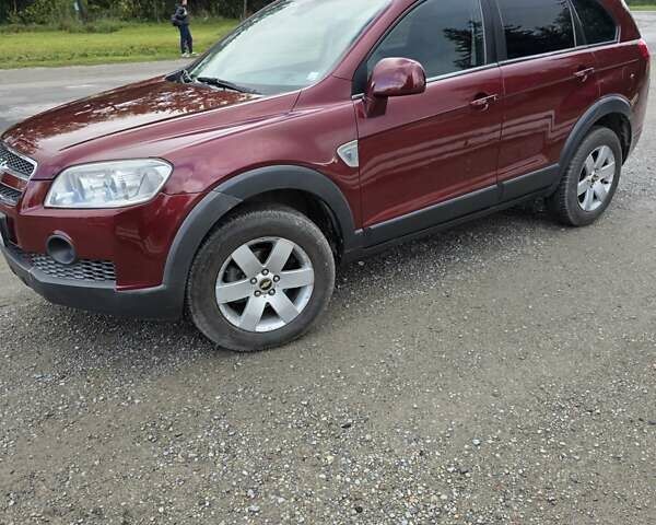 Шевроле Каптива 2007 в Борщеве на Automoto.ua Красный Шевроле Каптива, объемом двигателя 1.99 л и пробегом 240 тыс. км за 7400 $, фото 13 на Automoto.ua