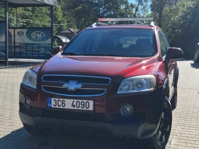 Красный Шевроле Каптива, объемом двигателя 2 л и пробегом 190 тыс. км за 3650 $, фото 20 на Automoto.ua