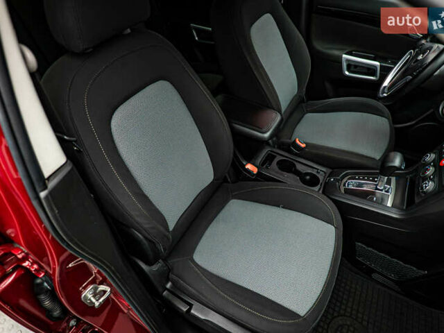 Красный Шевроле Каптива, объемом двигателя 2.4 л и пробегом 207 тыс. км за 9270 $, фото 16 на Automoto.ua