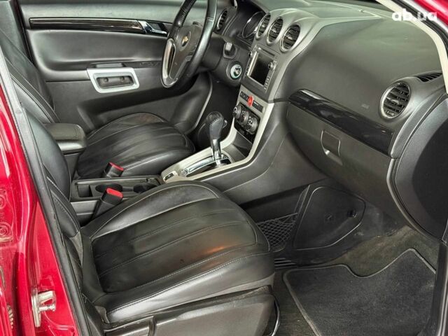 Красный Шевроле Каптива, объемом двигателя 2.4 л и пробегом 120 тыс. км за 8990 $, фото 15 на Automoto.ua