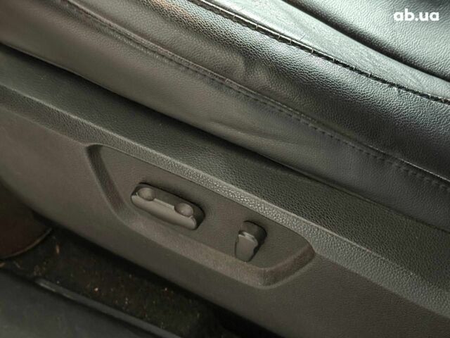 Красный Шевроле Каптива, объемом двигателя 2.4 л и пробегом 120 тыс. км за 8990 $, фото 9 на Automoto.ua