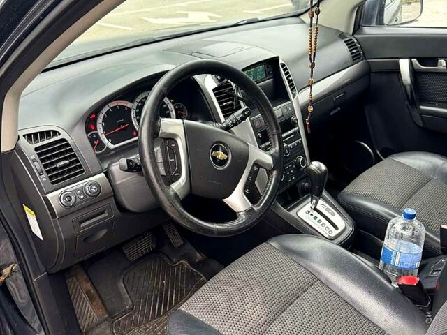 Шевроле Каптіва, об'ємом двигуна 2 л та пробігом 322 тис. км за 3300 $, фото 5 на Automoto.ua