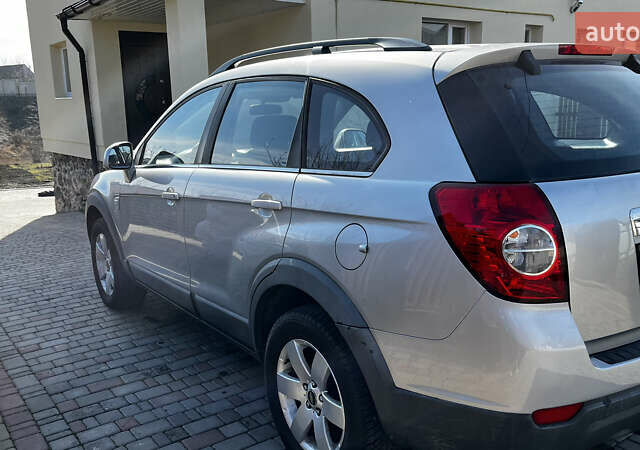 Шевроле Каптива, объемом двигателя 0 л и пробегом 180 тыс. км за 7800 $, фото 3 на Automoto.ua