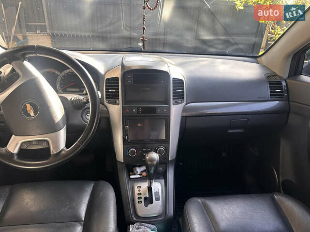 Шевроле Каптива, объемом двигателя 2 л и пробегом 280 тыс. км за 8500 $, фото 2 на Automoto.ua