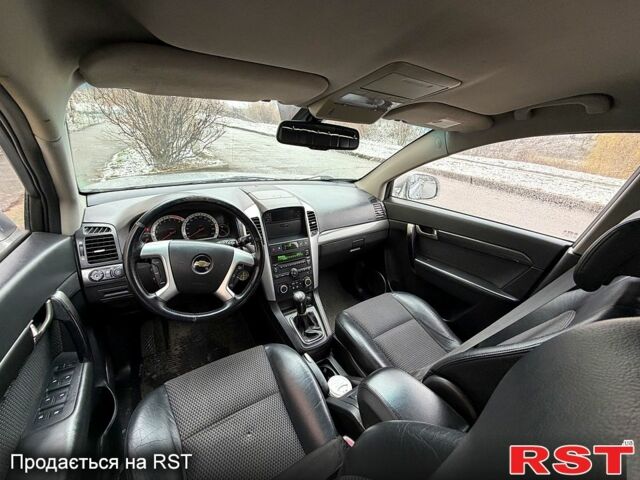 Шевроле Каптива, объемом двигателя 2.4 л и пробегом 180 тыс. км за 2800 $, фото 6 на Automoto.ua