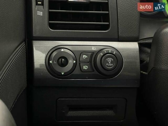Шевроле Каптива, объемом двигателя 2.4 л и пробегом 142 тыс. км за 8769 $, фото 12 на Automoto.ua