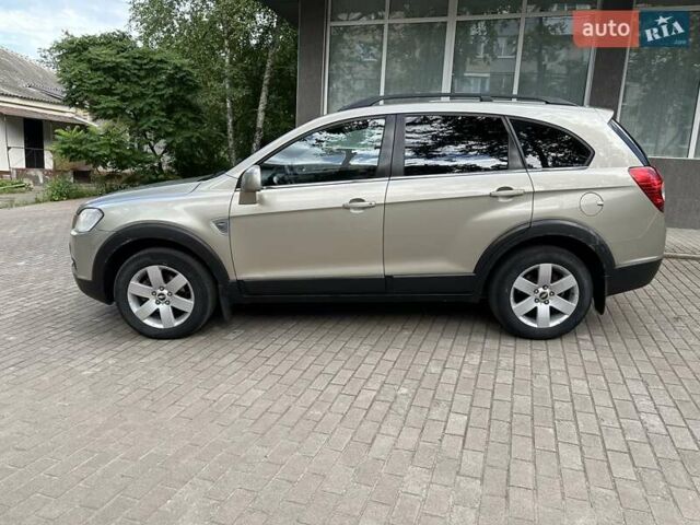 Шевроле Каптива, объемом двигателя 0 л и пробегом 200 тыс. км за 7800 $, фото 3 на Automoto.ua