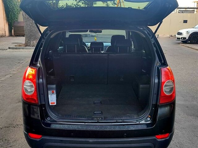 Шевроле Каптива, объемом двигателя 2.2 л и пробегом 170 тыс. км за 3000 $, фото 11 на Automoto.ua